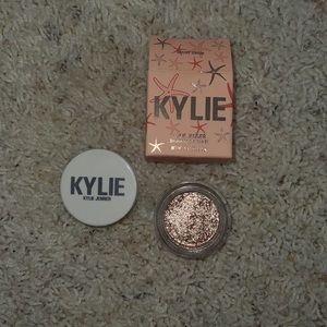 Kylie cosmetics shimmer eye glaze